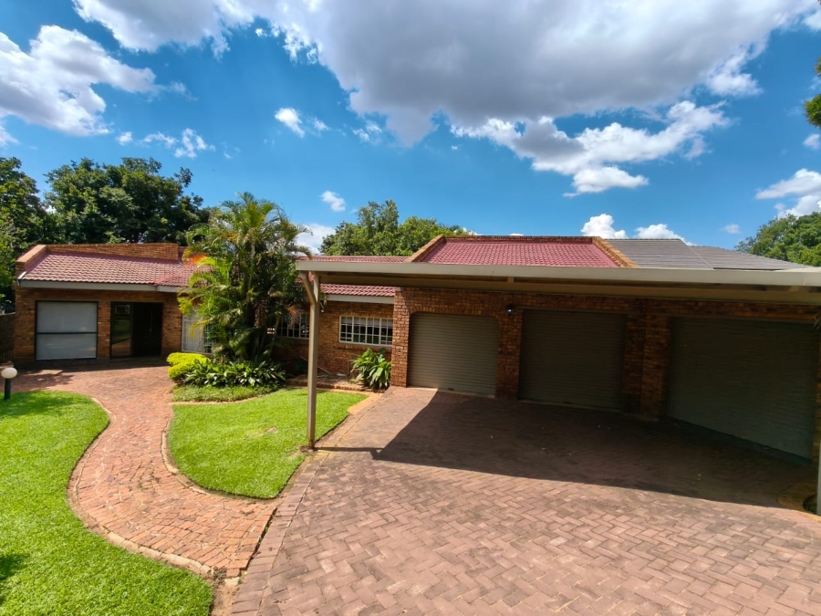 4 Bedroom Property for Sale in Cashan North West